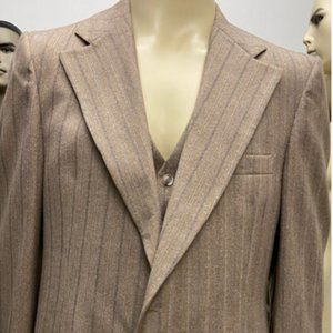 Irby Mayes Men's 3-piece suit